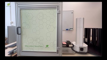 Lab Automation: COMPOLYTICS® Macrobot NextGen
