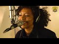 Nana Adjoa  - She's Stronger (Live on 2 Meter Sessions)