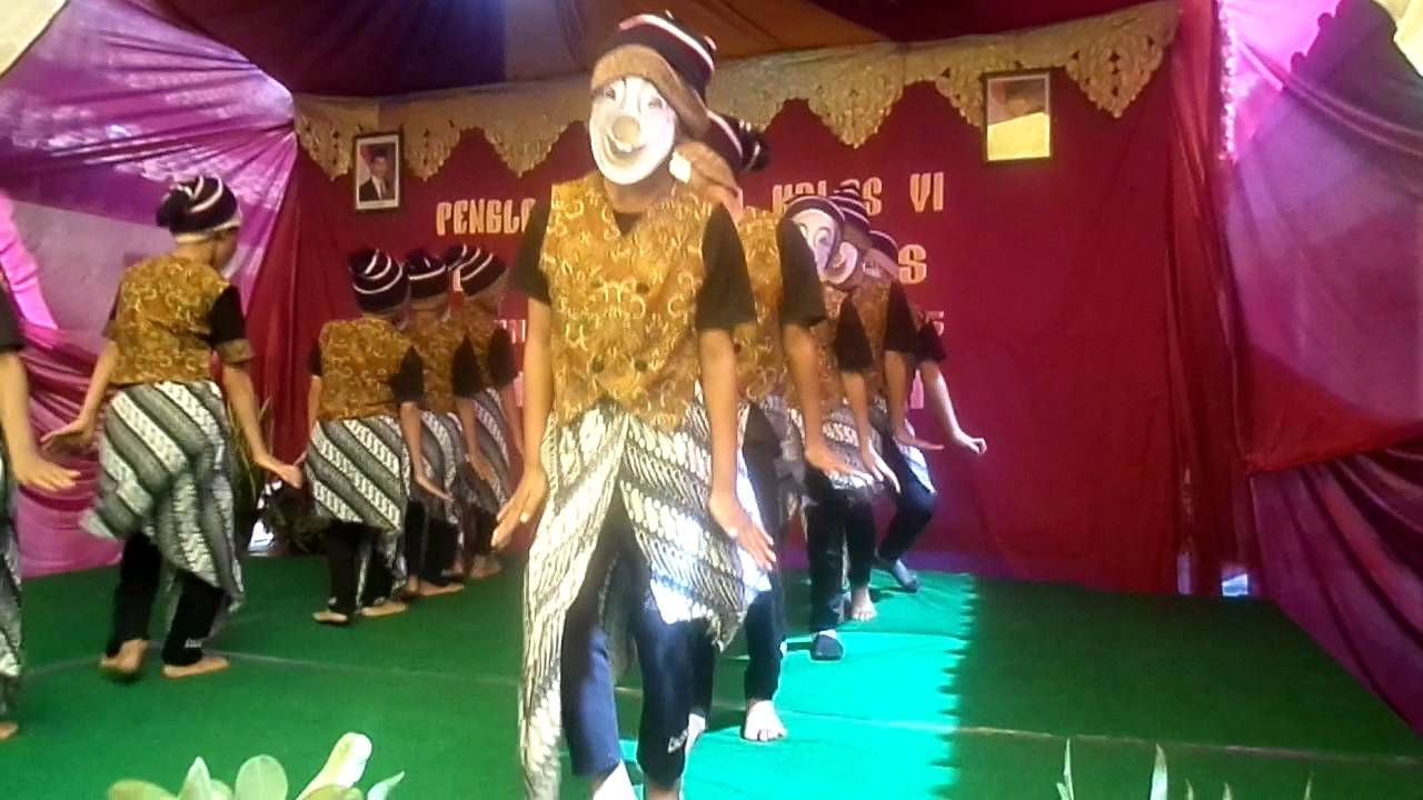 Tari Topeng Putra - Perpisahan SD