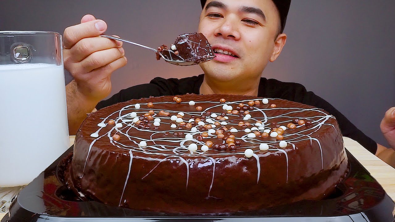 IT´S MY BIRTHDAY | Chocolate Mousse Cake | Mukbang Asmr | ALFIE EATS
