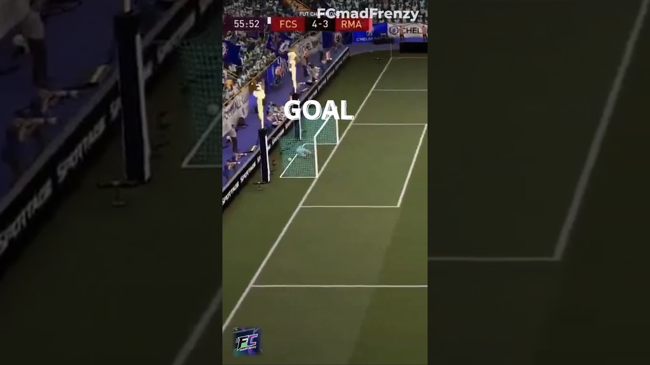 THE GOALKEEPER JUST SCORED FROM HIS OWN BOX 😭⚽ (FUT Champs)