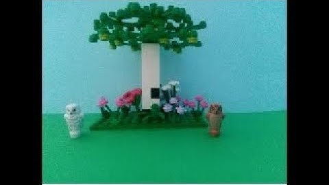 Building a custom Lego birch tree and small meadow