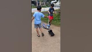 miniatur truk oleng seru #funny #miniaturtruk #oleng #telolet