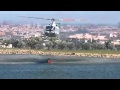 Helicopteros recogiendo agua para el incendio de Mijas