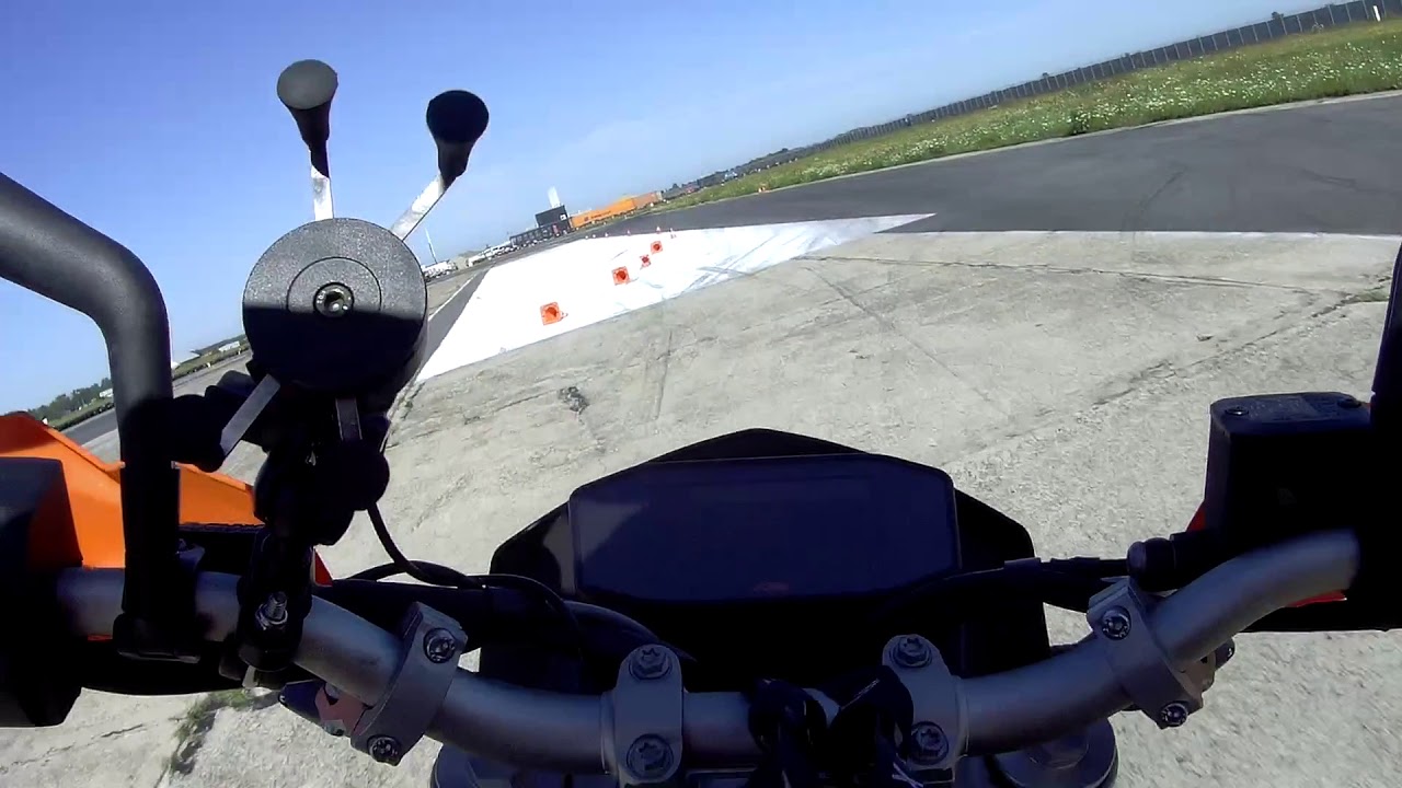 UNCUT First ride on track - Pixers Ring - Session 2