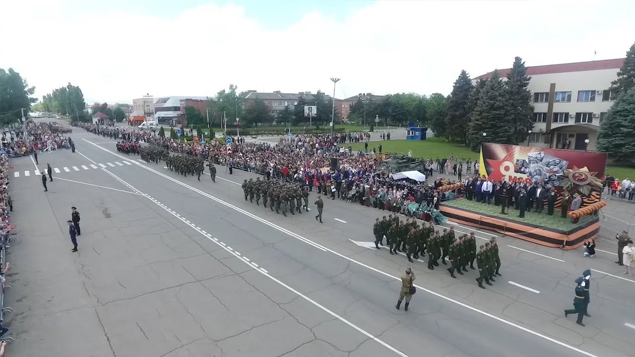 Кореновска часть. Краснодарский край город Кореновск воинская часть. Краснодарский край город Кореновск воинская 39235. Кореновск Артиллерийская часть. Парад Кореновская Военная часть Краснодарский край.