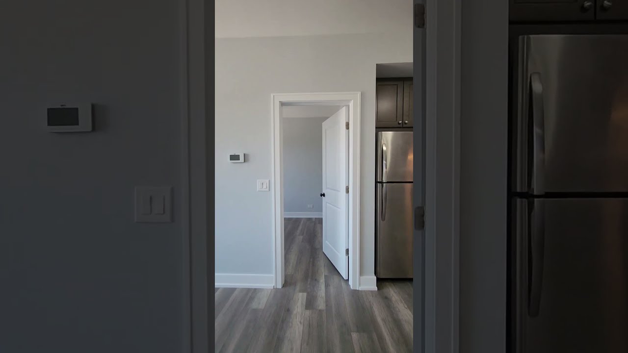  1424 E 53rd St 311 Hyde Park 1bed In Unit Laundry SS Appliances Elevator Parking