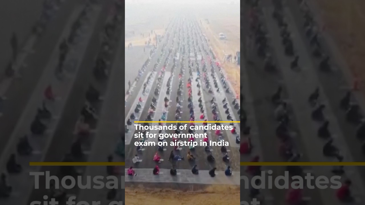 آلاف المرشحين يتقدمون لامتحان حكومي على مهبط طائرات في الهند