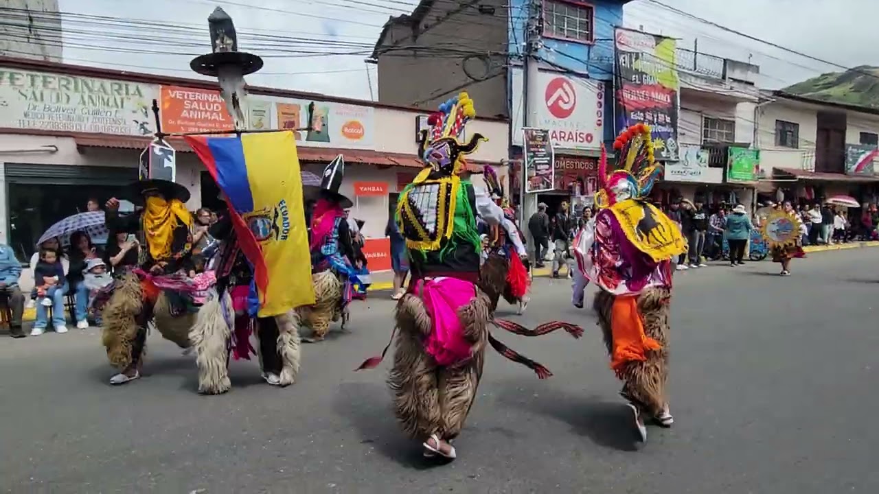 Desfile de culturas: Tambo 