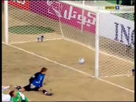 Beijing Guoan vs Melbourne Victory - ACL 2010 - Matchday 1 Joel Griffiths Carlos Hernandez