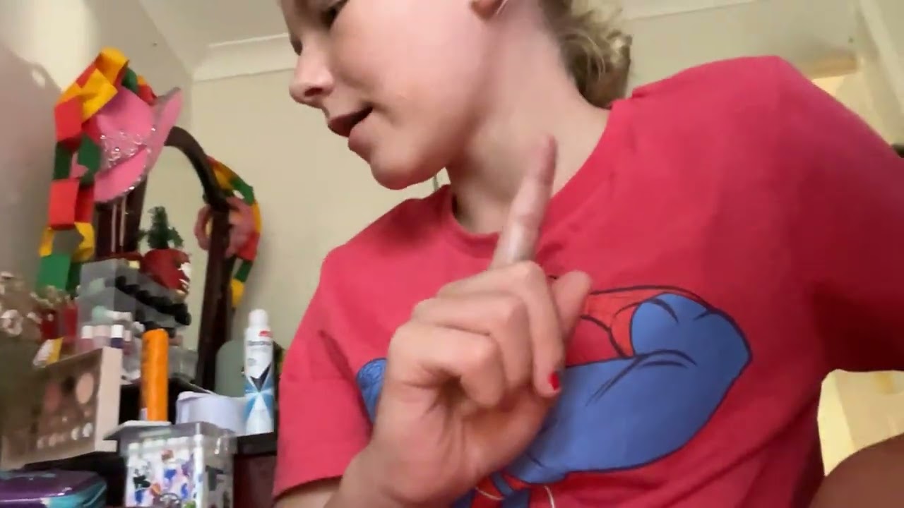 Убери мой стол вместе со мной