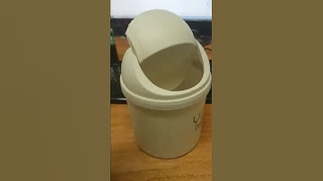 Mini Desktop Trash Can from GearBest.com