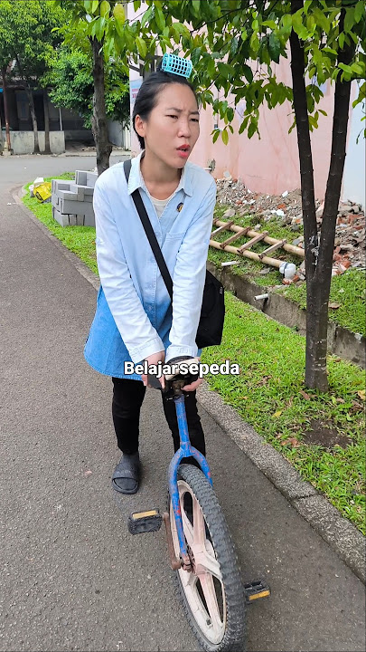 Sekolah Naik Sepeda Roda Satu ??? 🤪🚴🏻‍♂️