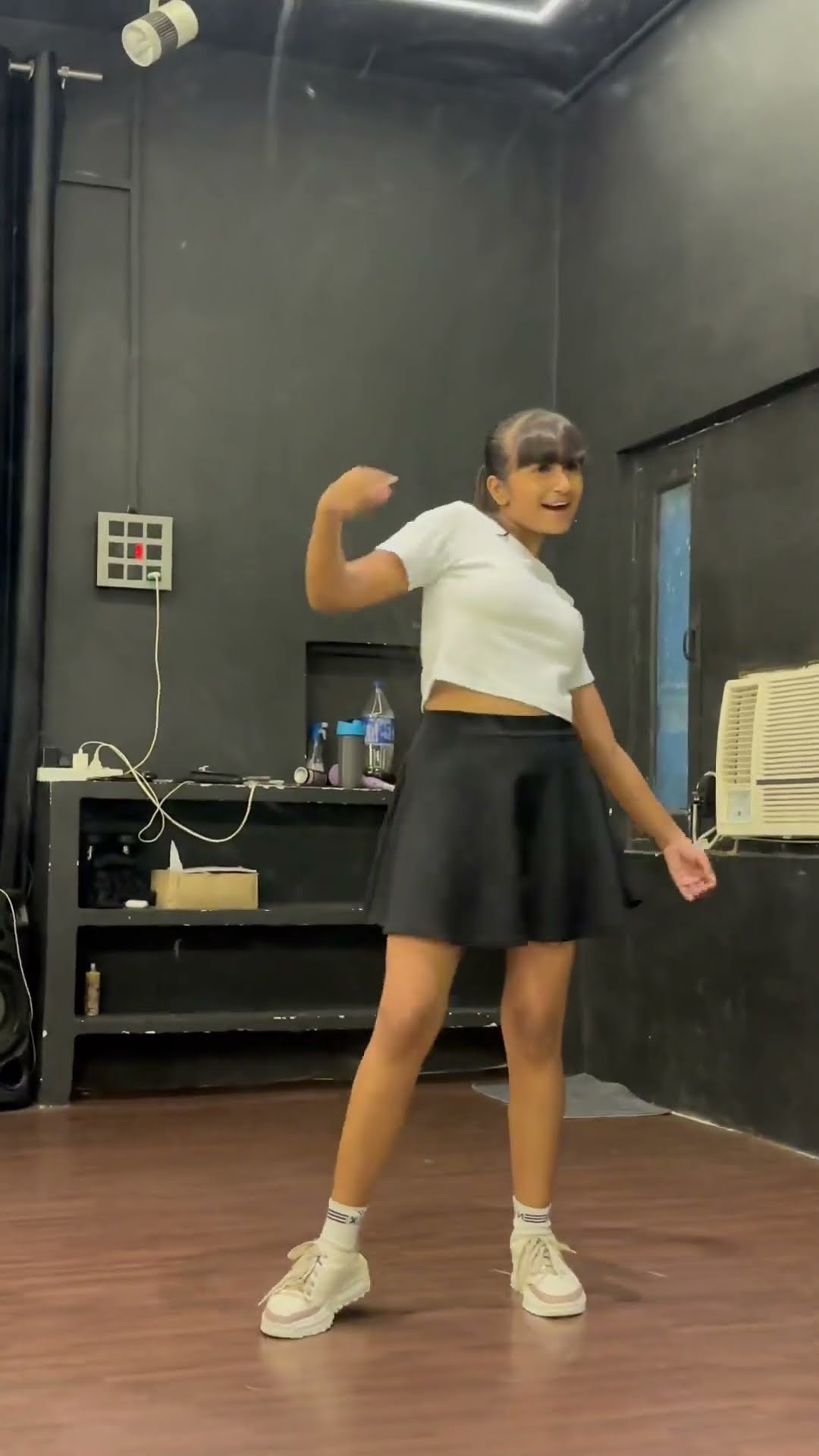 Raat bhar karna ❤️?#comment #dance #like #likeforlikes #subscribe #dance