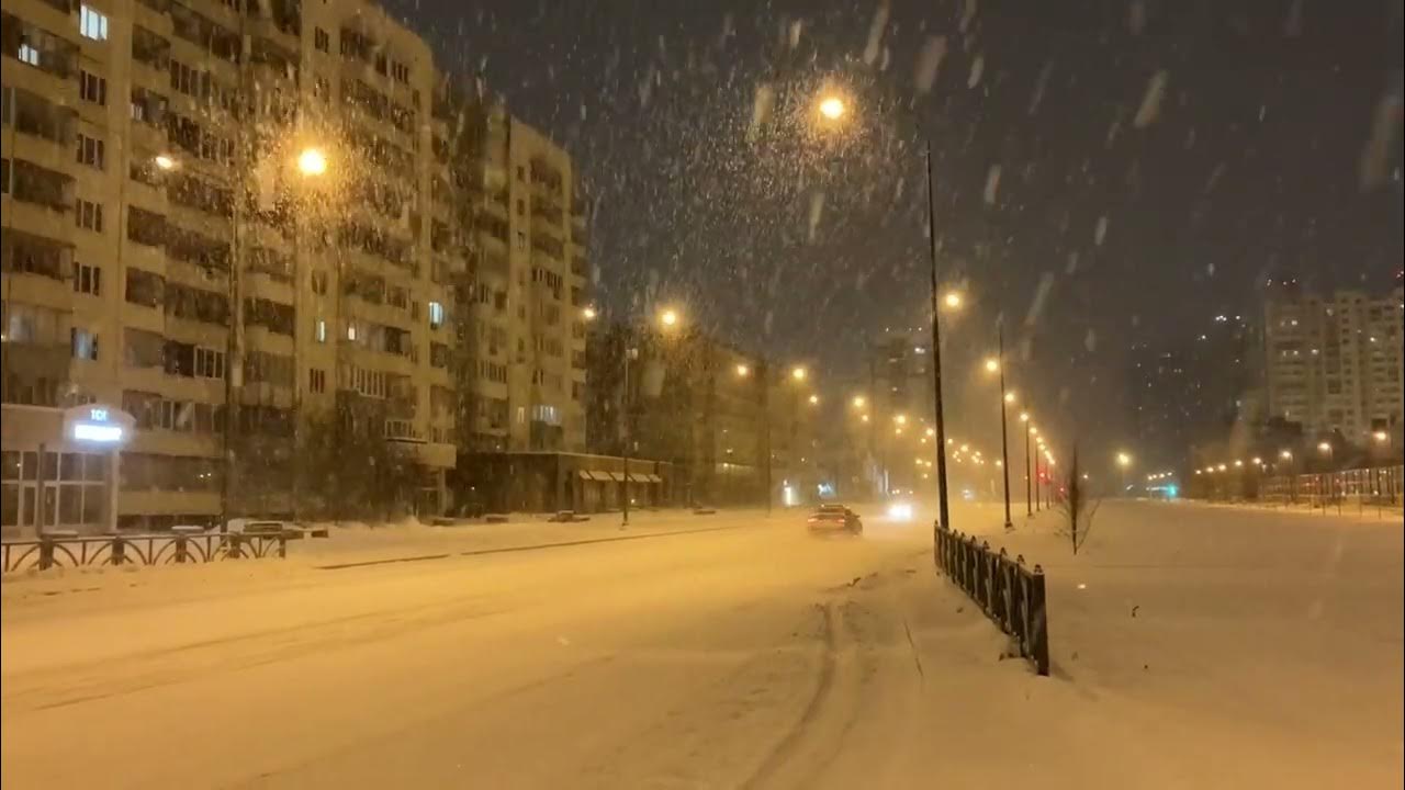 Погода вечером 20. Снегопад в Екатеринбурге. Екатеринбург зимой. Обстановка в Екатеринбурге. Вечерняя зима и снегопад.