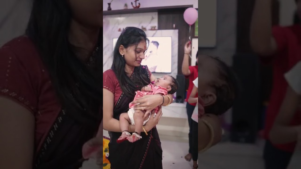 All smiles because Daddy is home! 😍