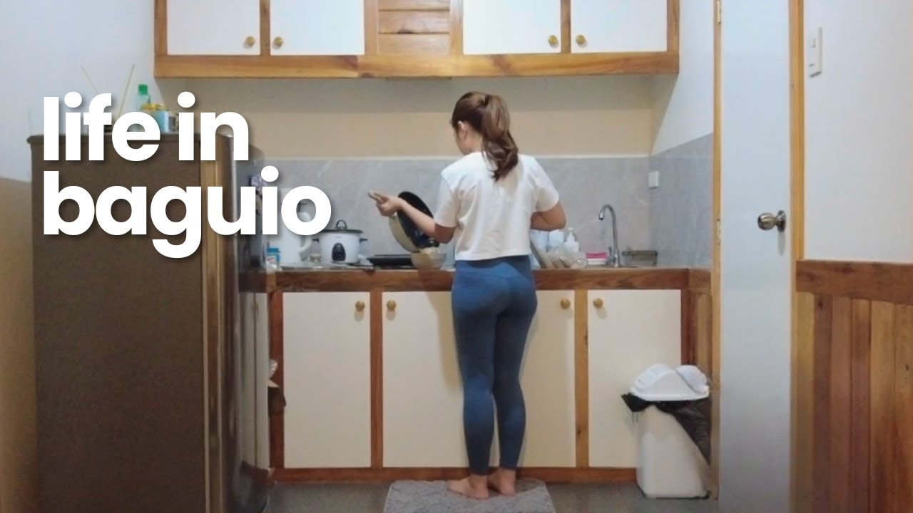 Living Alone — pilates classes, grocery haul, home cooked meals, new books to read