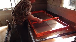 Nagashi zuki --Washi Making Process--