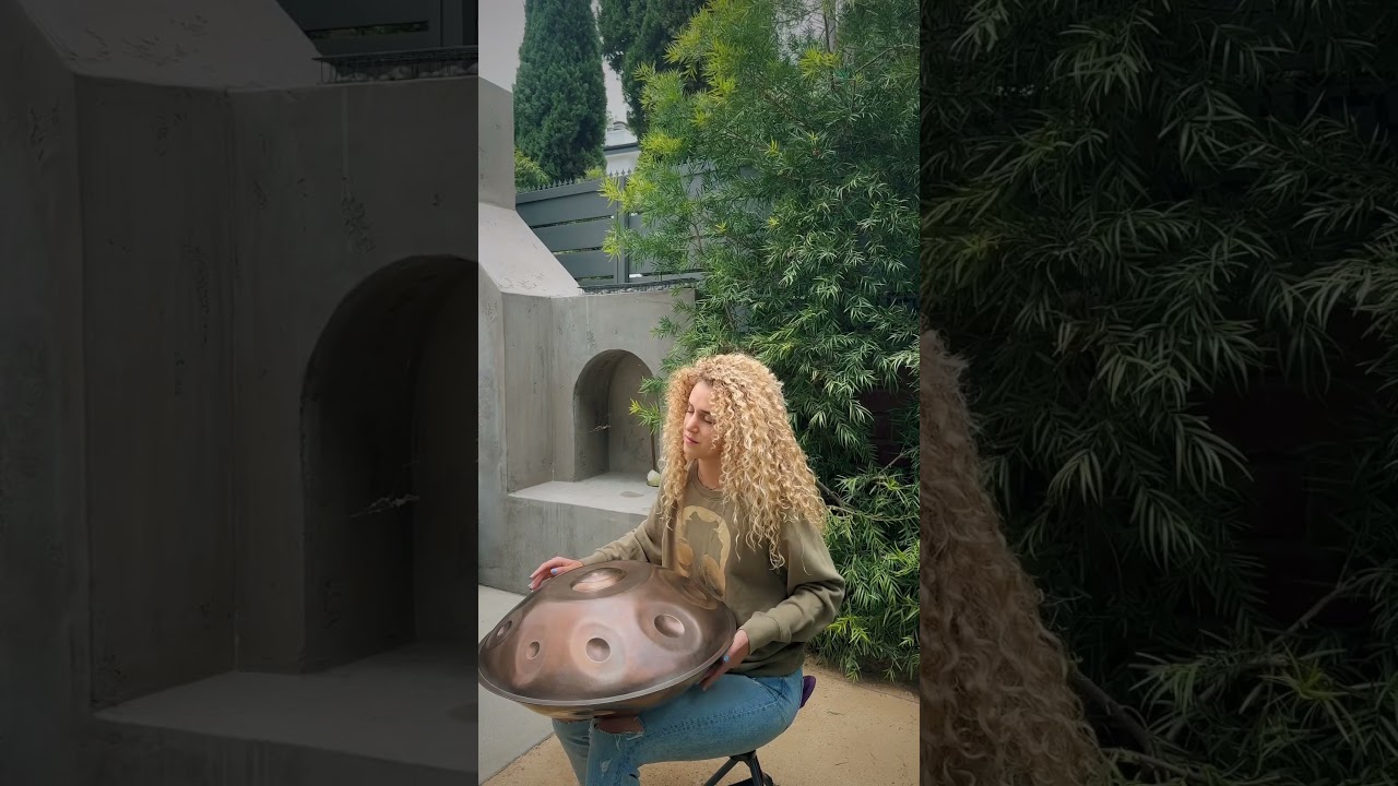 Let the feeling of relaxation wash over you 💫 #meditationmusic #handpan #shorts