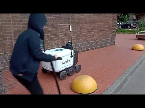 Яндекс Ровер на службе у Почты России. - YouTube