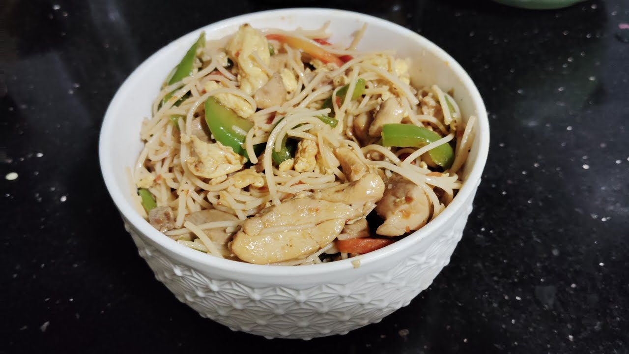 Make with me delicious chicken noodle 