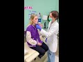 Der Zahnarzt hat ihr Gesicht gewaschen 😂 #lustige #Komödie image
