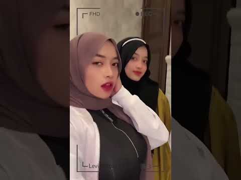 Hijab Lesbi Bikin Sang*