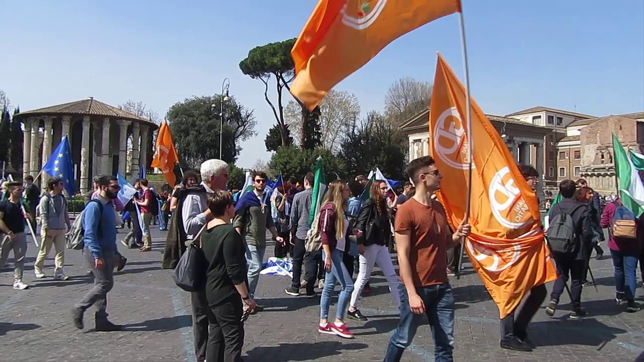 Manifestazione Roma 25 marzo 2017 - YouTube