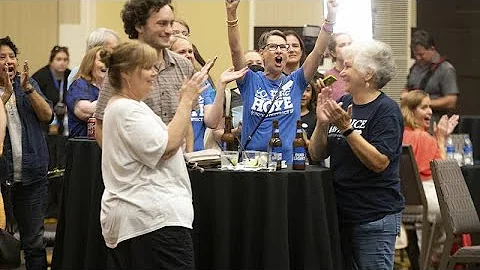 US abortion rights: Kansas votes to preserve abortion protections