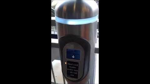 CityRail Opal Card Reverse Tap On at Waverton Railway Station