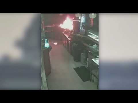 Man sets cafe on fire 'because staff refused to put mayonnaise on his sandwich'