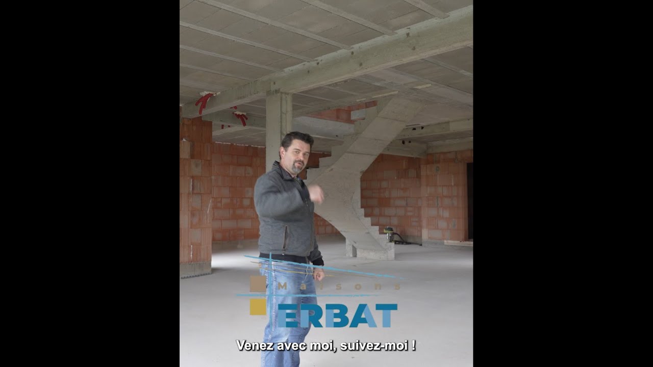 MM&N24 Présentation d'une maison 2 pans et toit plat au stade Clos-Couvert