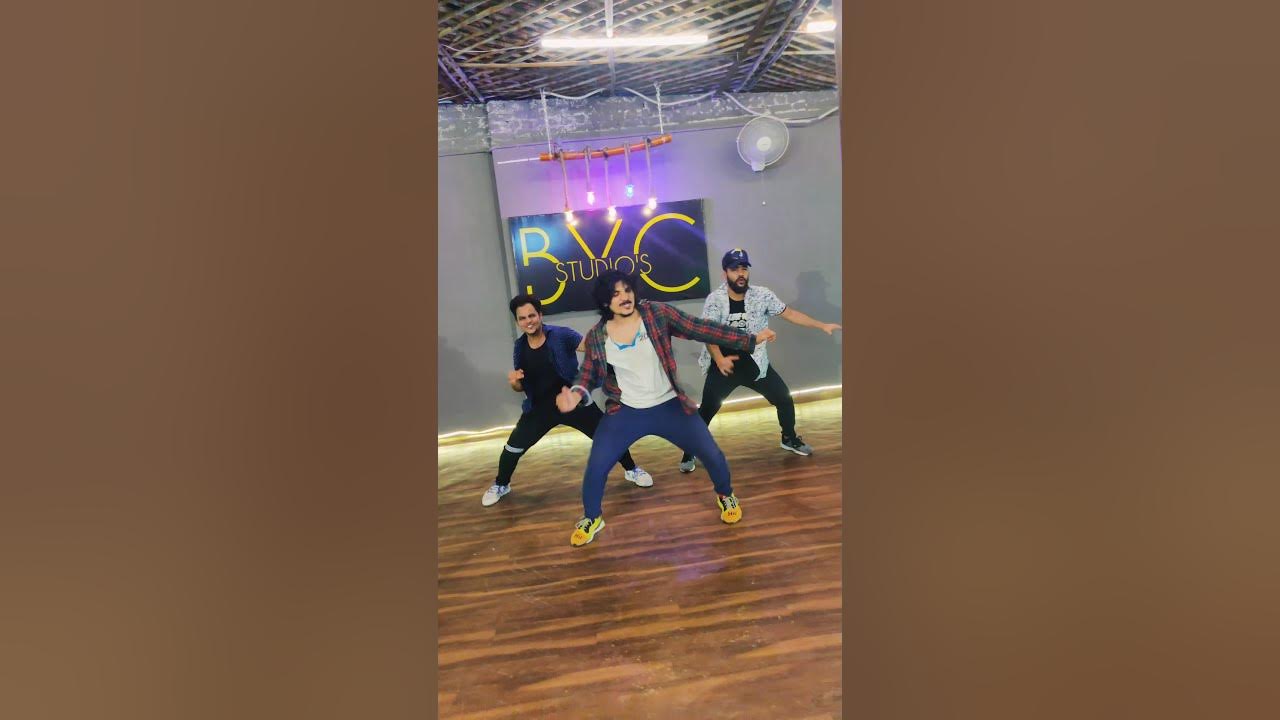Aaja Maahi ve Dance cover video.    kal ho na ho        Shankar Mahadevan, Sonu Nigam, Udit Narayan