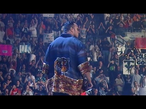 The Rock Entrance 2000 Rochester NY Huge Pop Owns The McMahons Triple H RAW IS WAR 