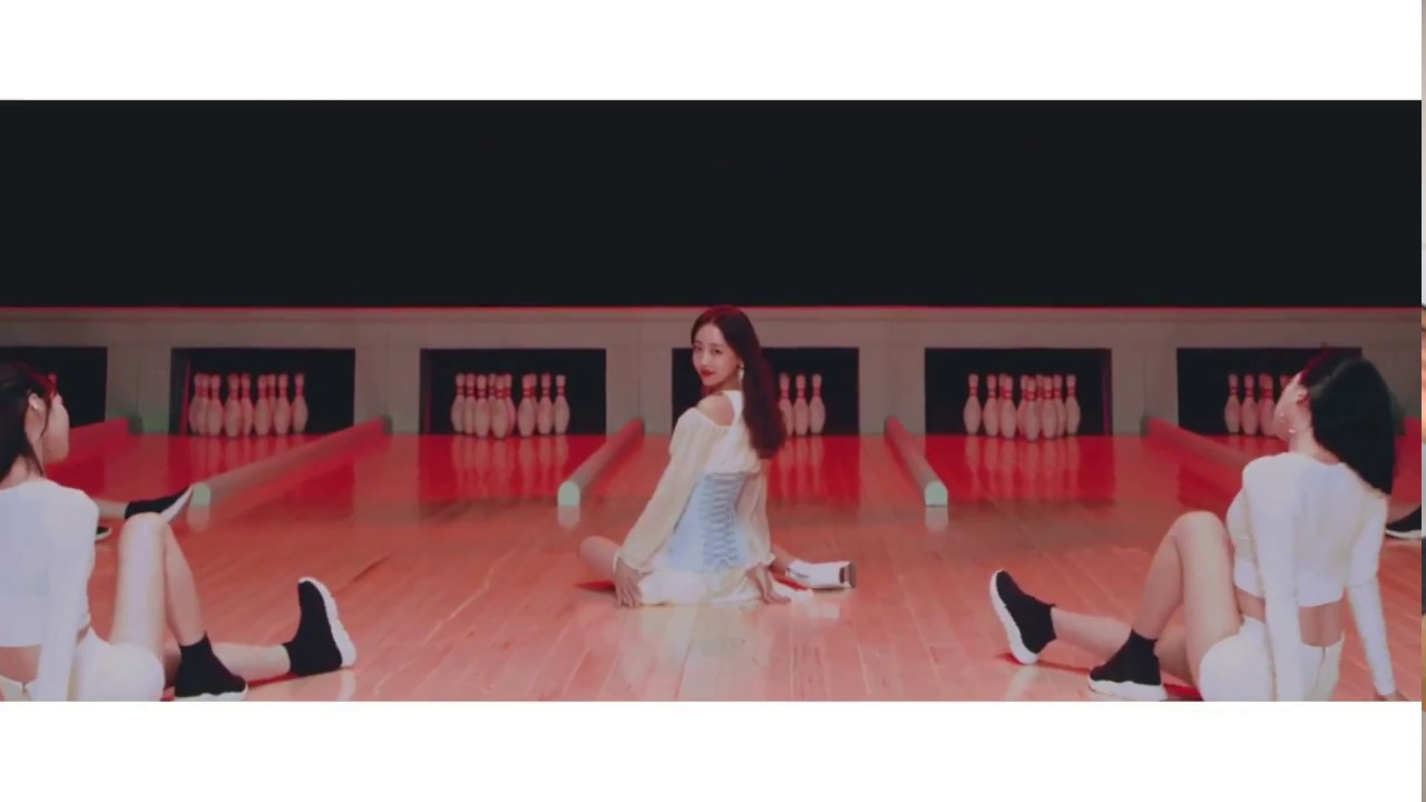 "new" Yves Mirrored Dance MV (이달으ㅣ소녀) - YouTube
