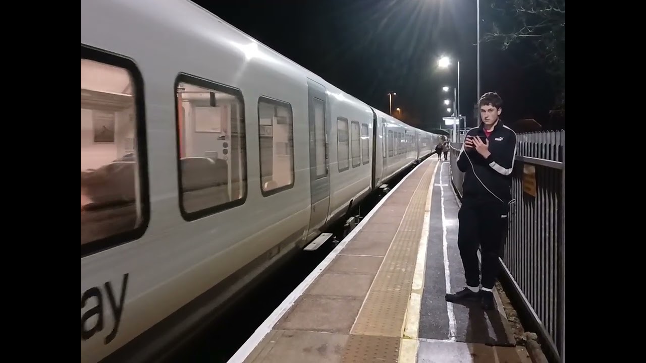 Evening trains at Bedhampton!