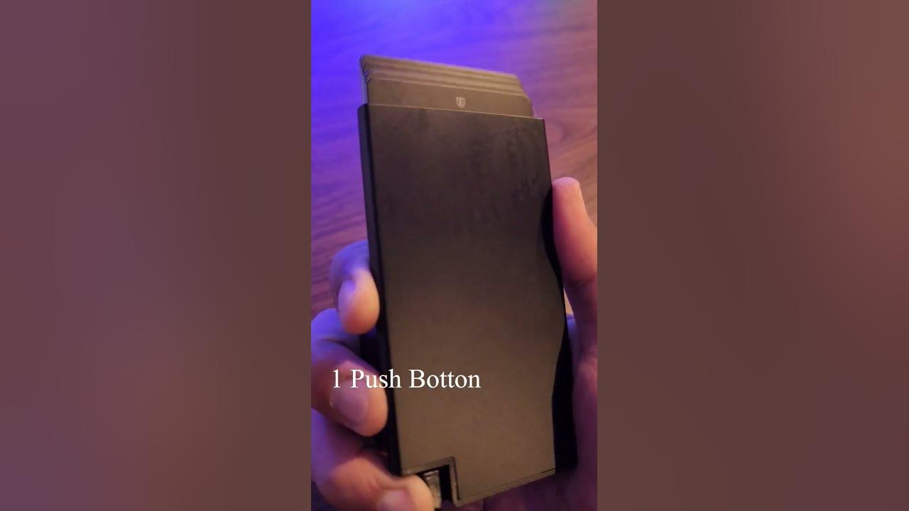 You will never loose this smart wallet. Amazing Smart Waller by Ekster