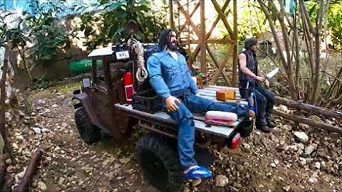 Wpl C44KM Land Cruiser BJ40 4x4 truck Adventure rc in scale park