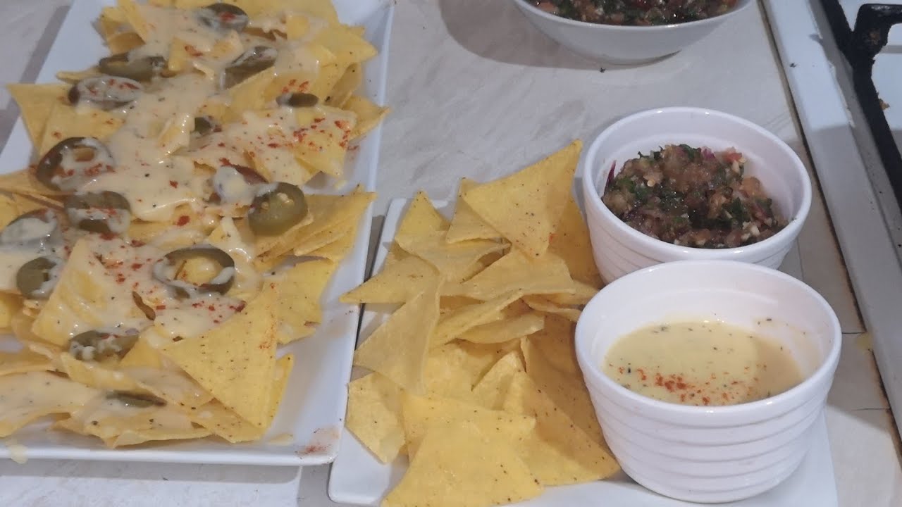 Nachos, white sauce and salsa recipe Urdu/Hindi by by rozi kitchen