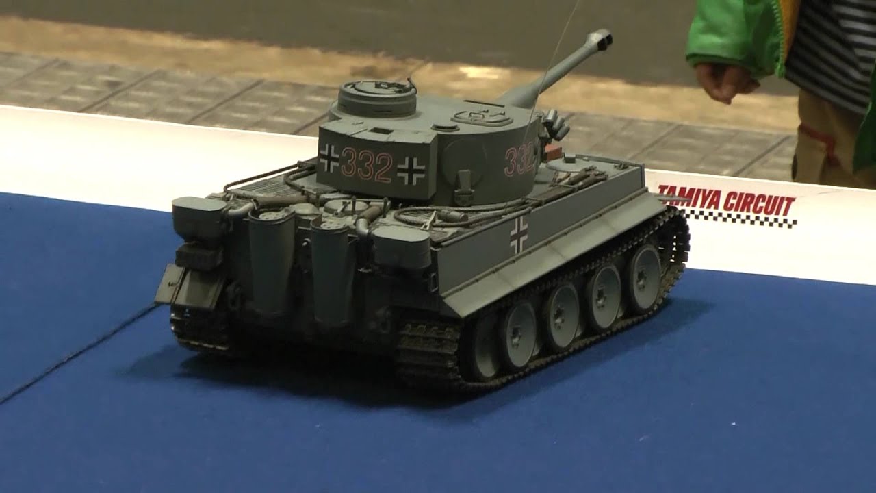タミヤ ドイツ重戦車 タイガーI 初期生産型 フルオペレーション デモ走行