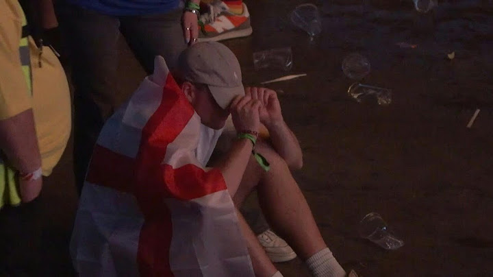 England fans 'let down again' after Euros final loss | AFP