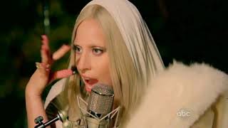 Lady Gaga - White Christmas (Live from a very Gaga Thanksgiving)