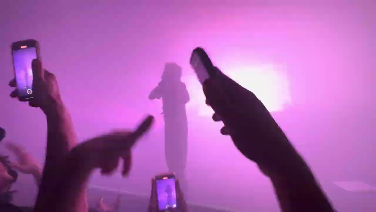 Night Lovell - Human (feat. $NOT) (Paris Live 2024)