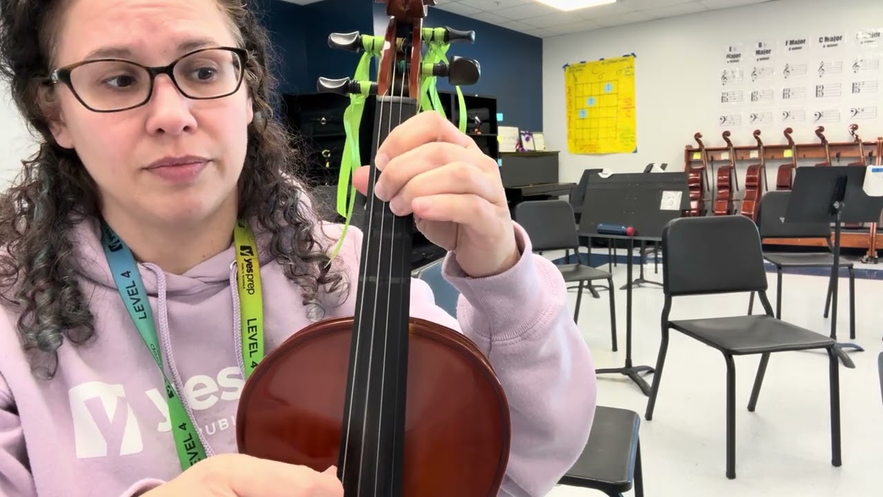 Chromatic scale - violin