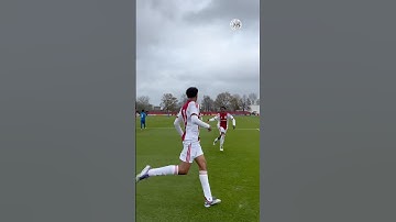 Strong performance by Ajax U17s: 6-0 vs. AZ ❌❌❌