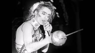 Watch Alice Cooper I Better Be Good video