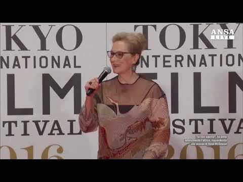 Video: La Nostra Risposta A Meryl Streep: Marina Aleksandrova è Apparsa Davanti Agli Abbonati In Modo Inaspettato