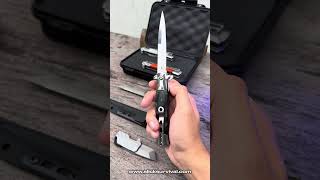 Timeless Stiletto With Manual Side Opening