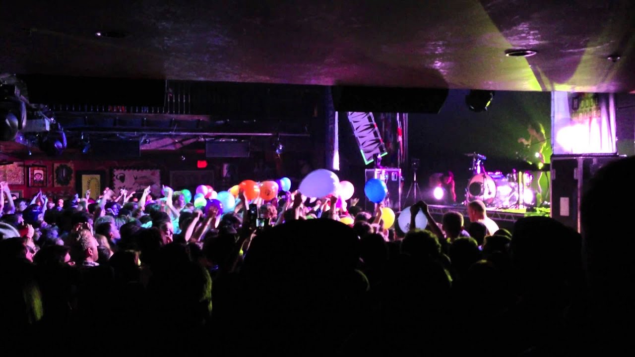 Watch Matt and Kim (11/13/12) on YouTube Watch Matt and Kim (11/13/12) on YouTube