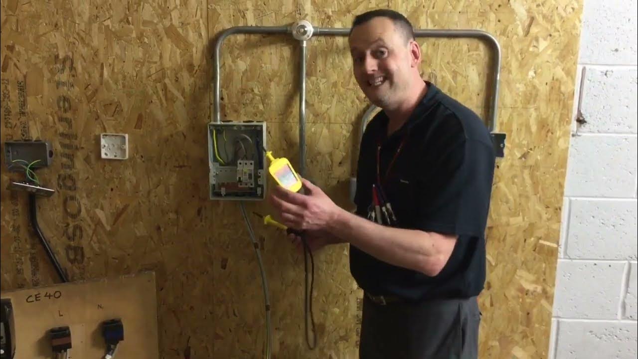 Electrical Testing Polarity of the Supply (Live Testing) YouTube